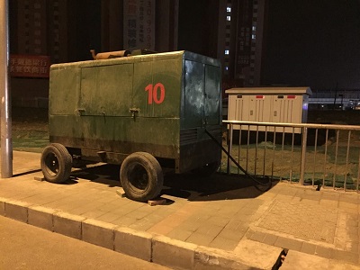 路燈停電，大型發(fā)電機出租應(yīng)對停電